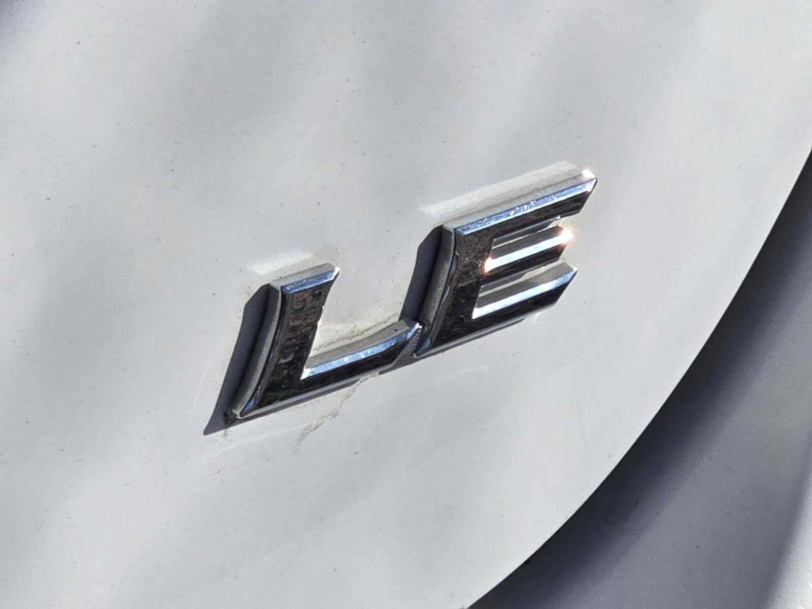 Thumbnail: 2022 Toyota Camry - 21