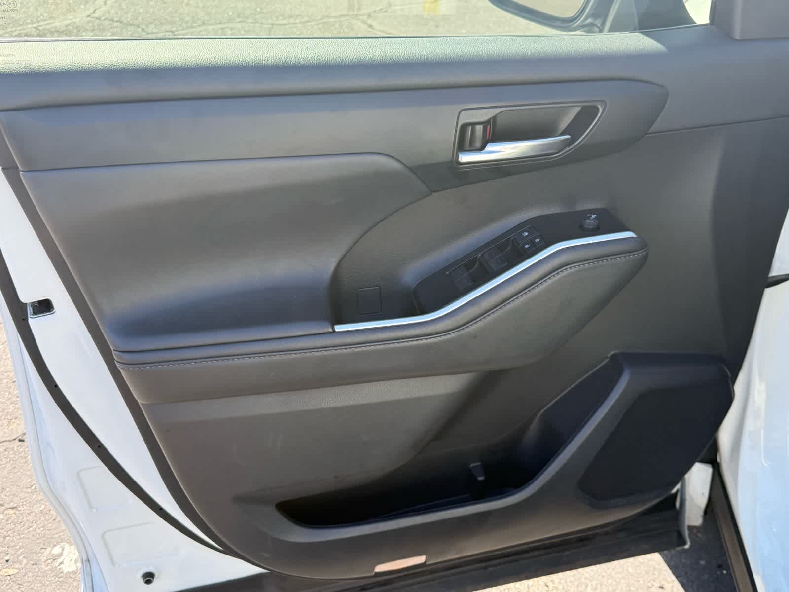2021 Toyota Highlander XLE 12