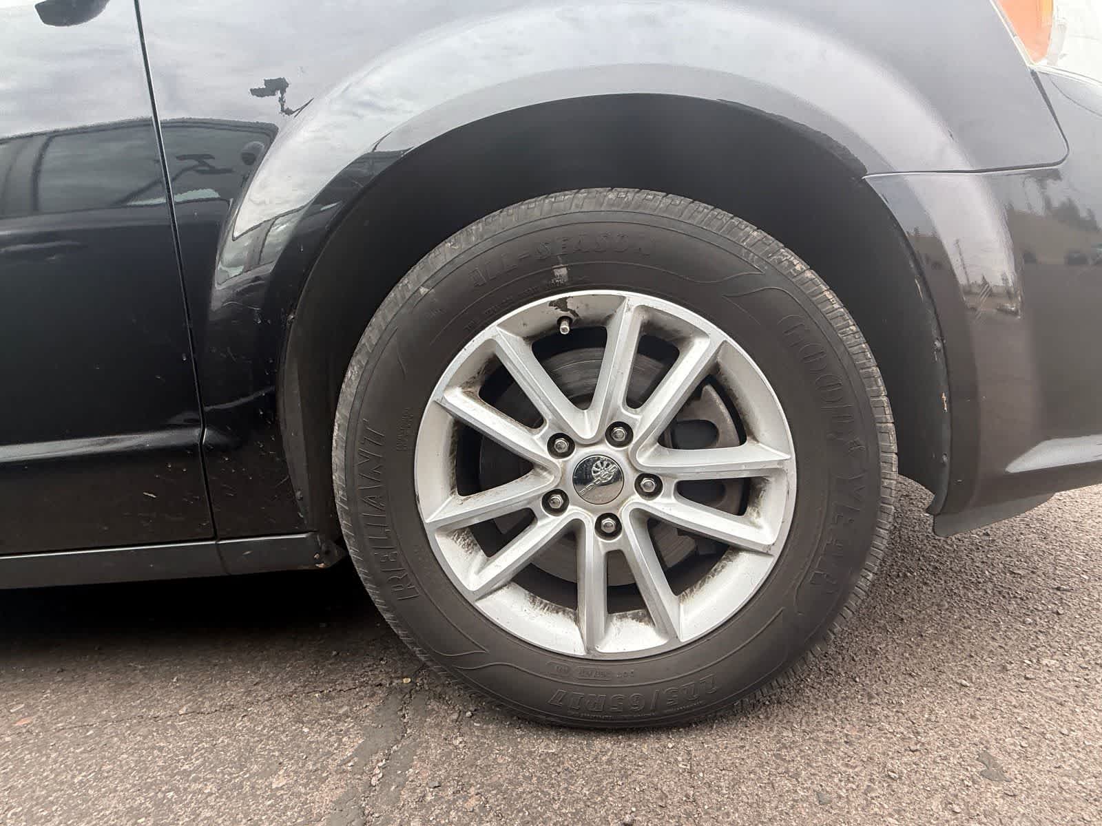 Thumbnail: 2019 Dodge Grand Caravan - 5