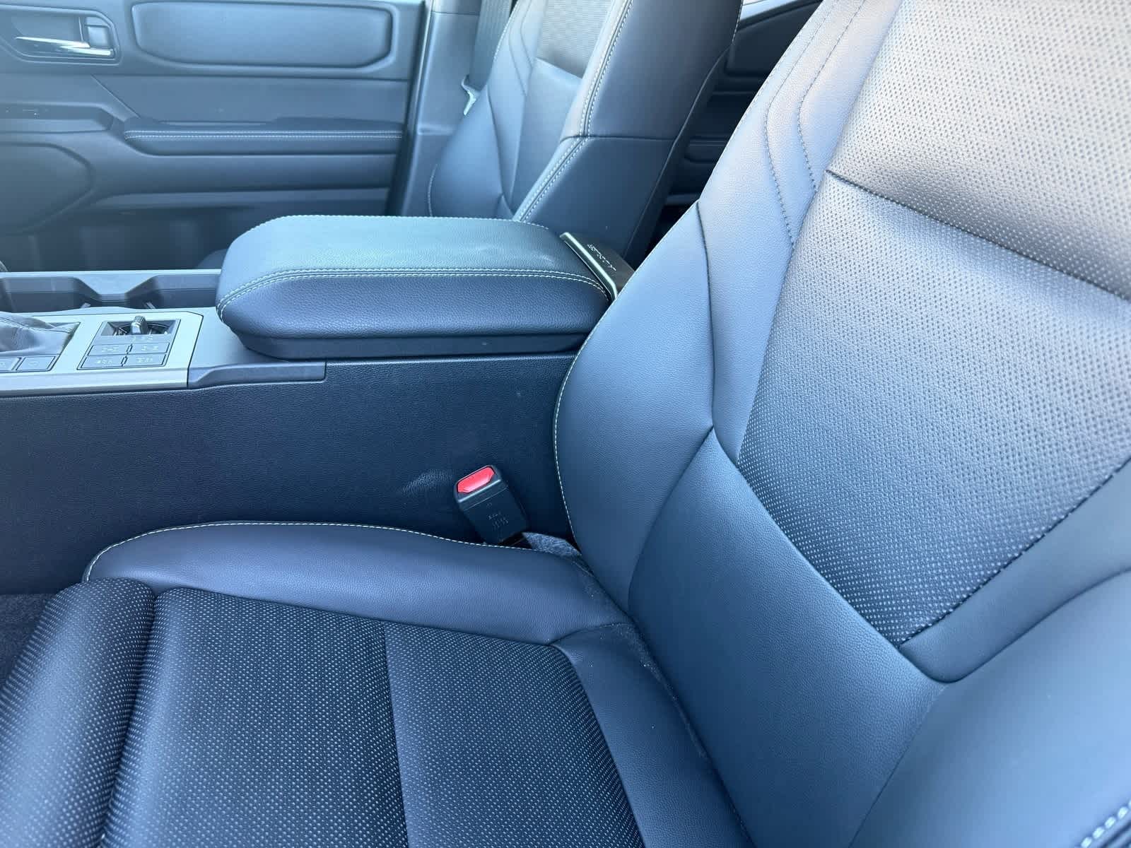 Thumbnail: 2025 Toyota Land Cruiser - 11