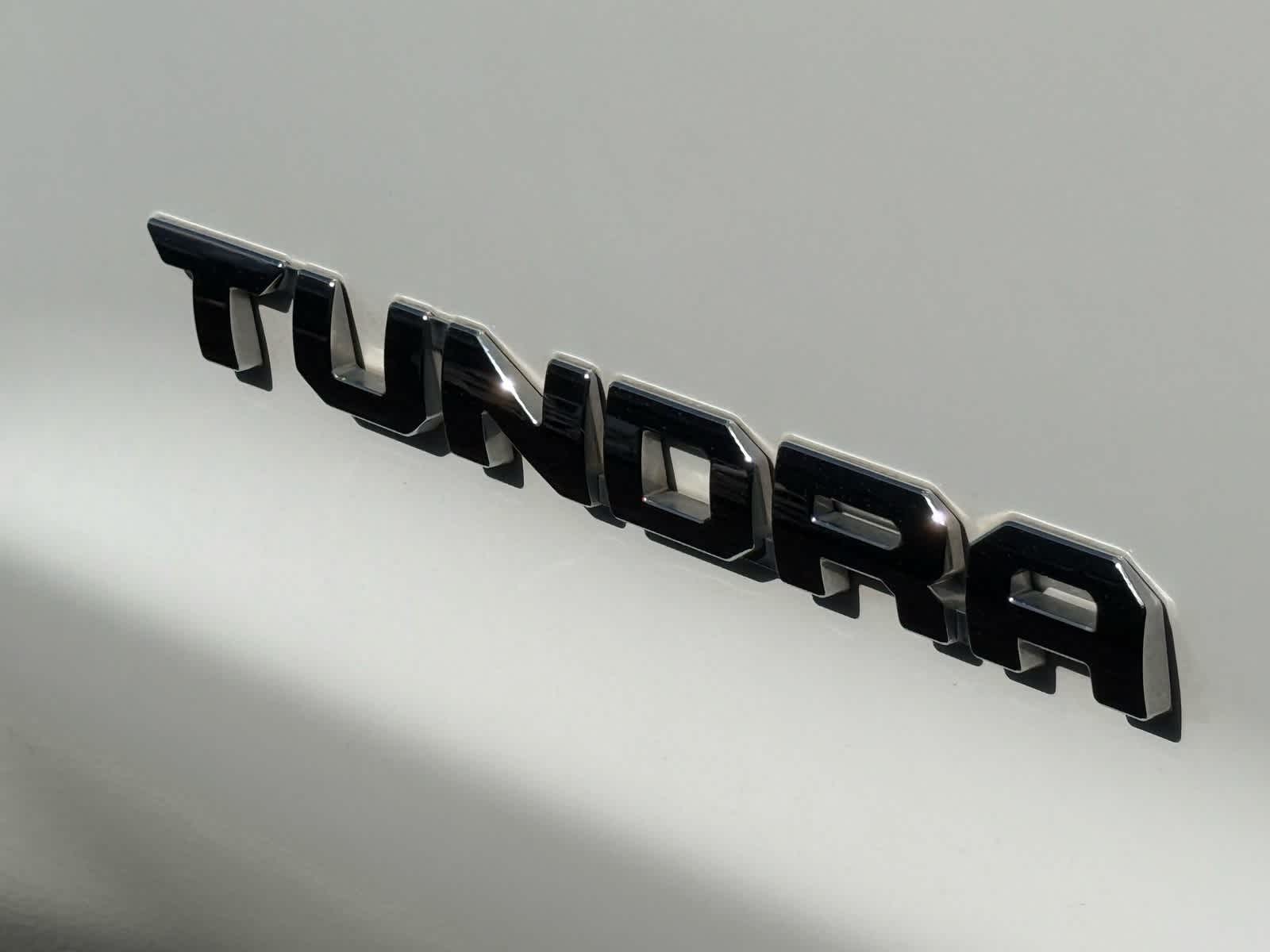 Thumbnail: 2015 Toyota Tundra - 12