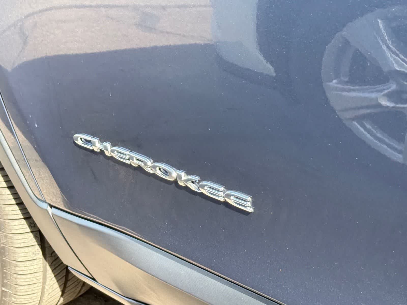 Thumbnail: 2021 Jeep Cherokee - 18