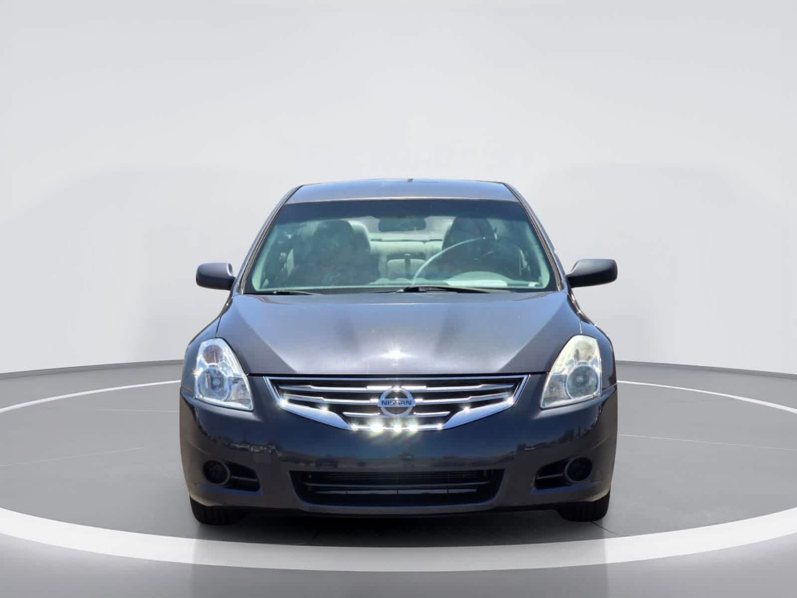 Thumbnail: 2012 Nissan Altima - 9