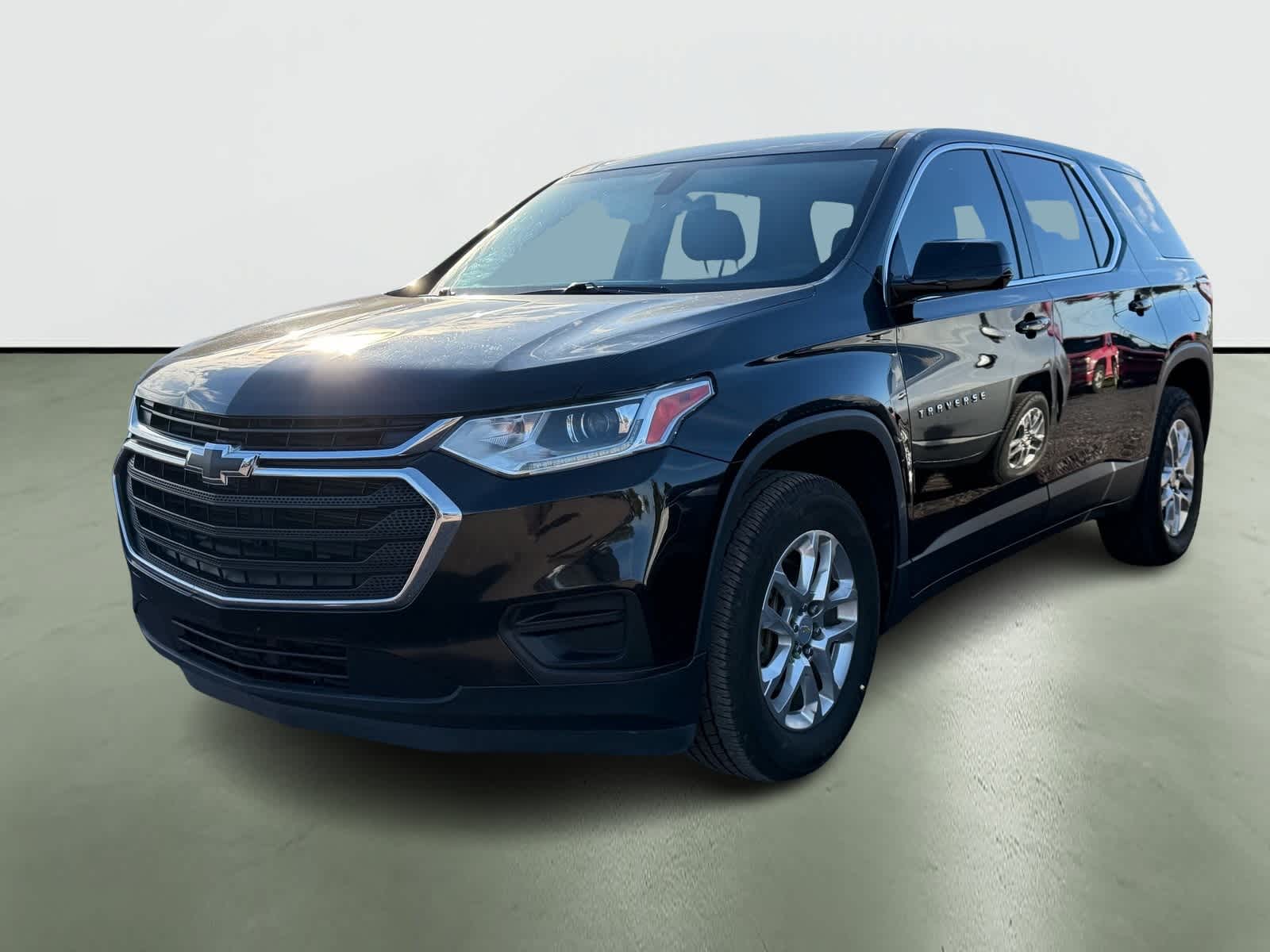 Thumbnail: 2019 Chevrolet Traverse - 2