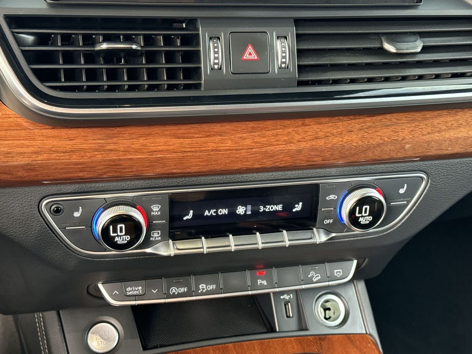 Thumbnail: 2023 Audi Q5 - 23