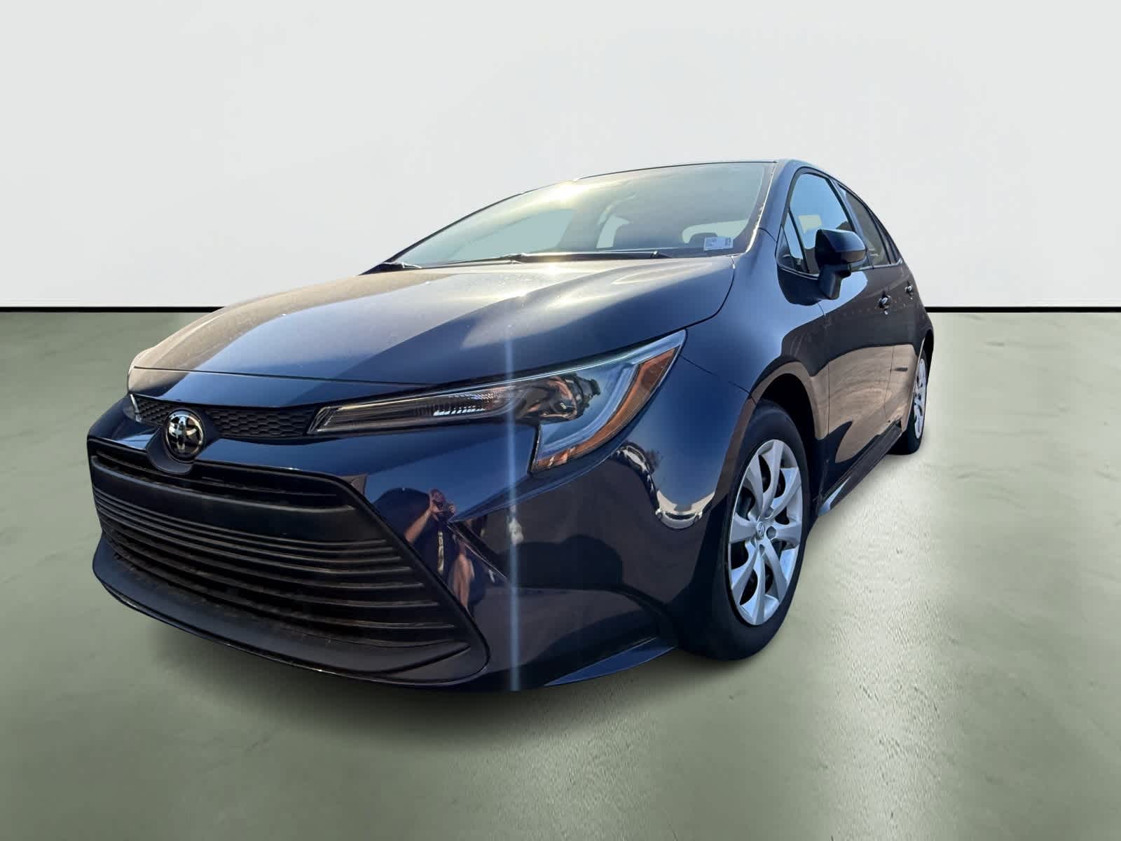 Thumbnail: 2025 Toyota Corolla - 2