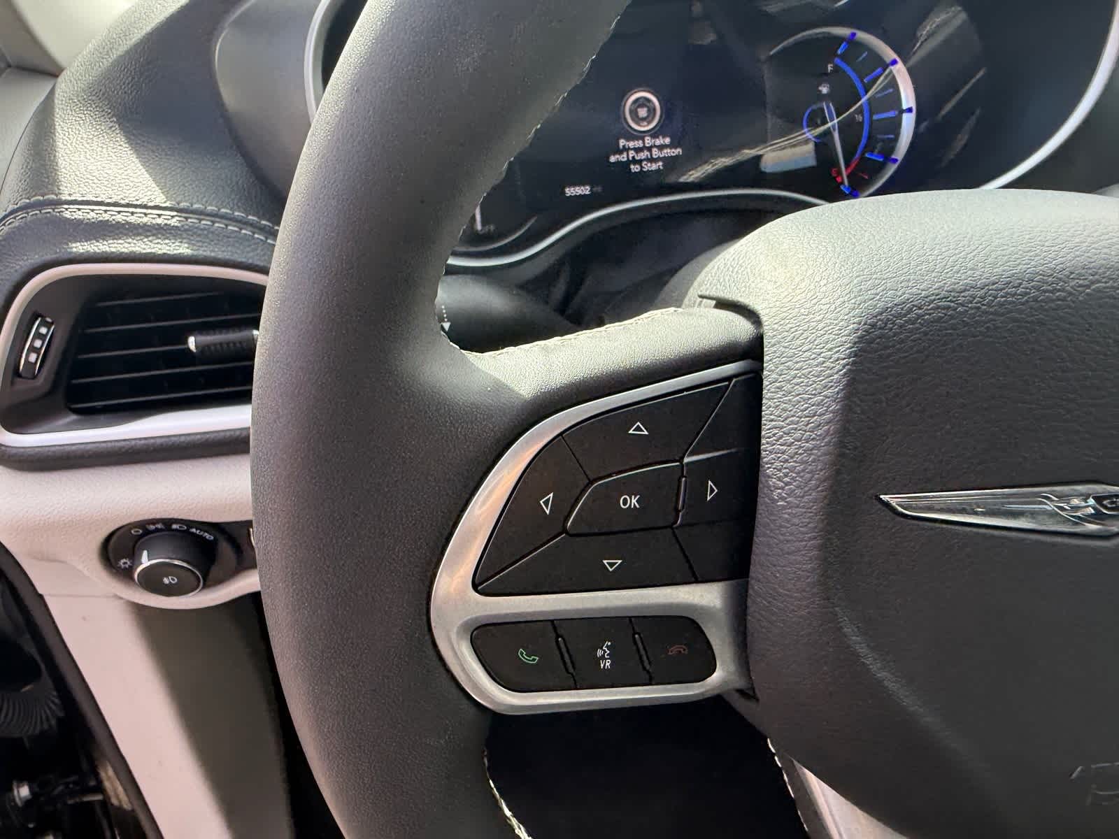 Thumbnail: 2024 Chrysler Pacifica - 17