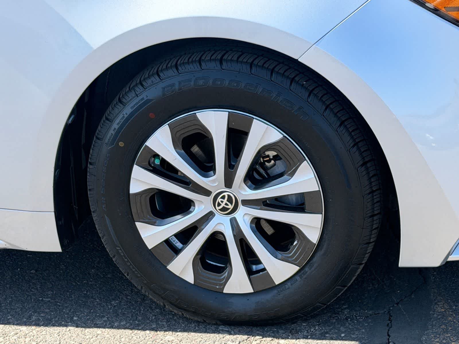 Thumbnail: 2022 Toyota Corolla - 9