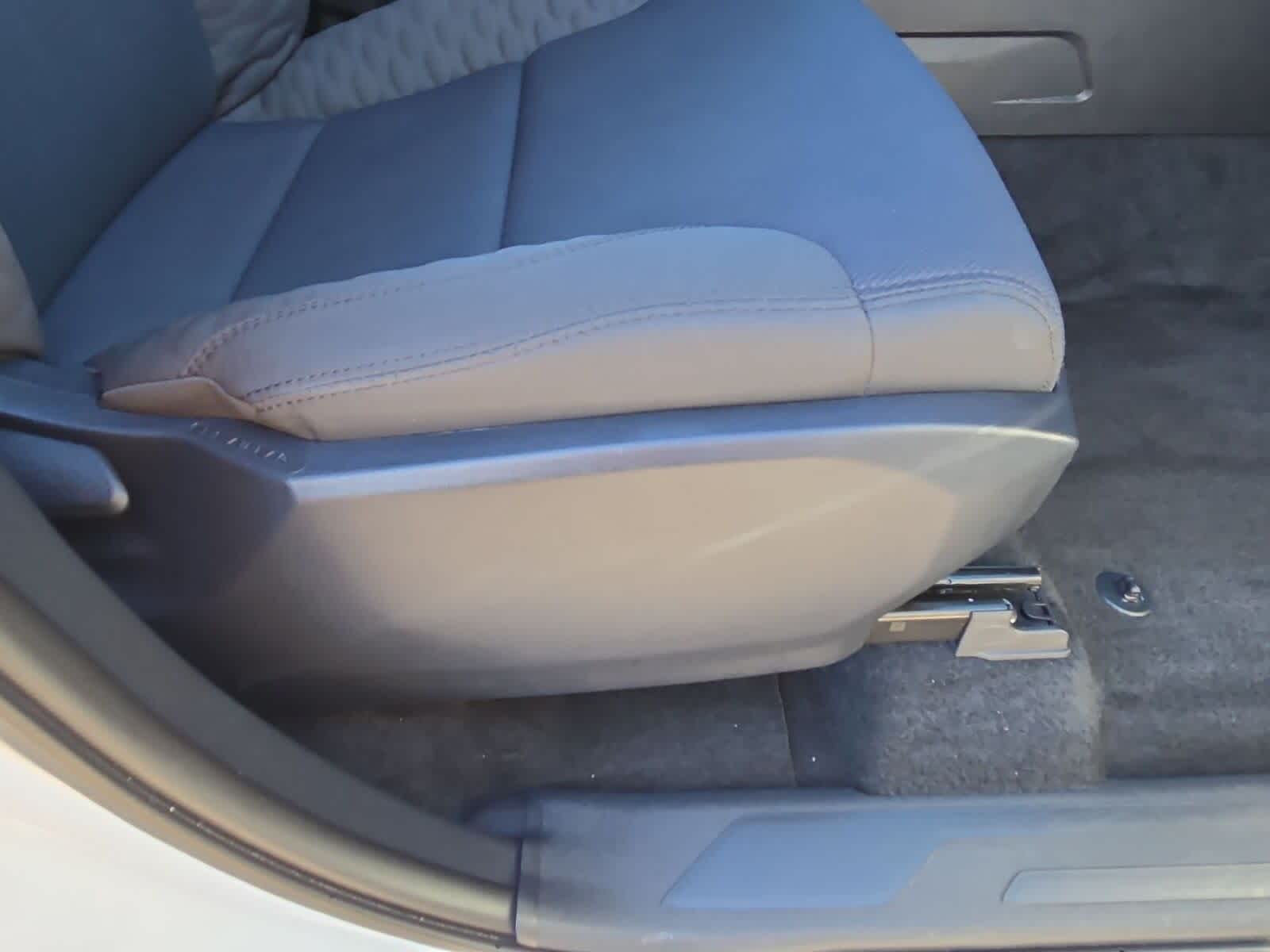 Thumbnail: 2025 Toyota Tundra - 12