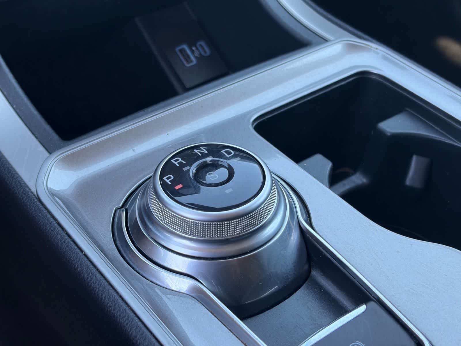 Thumbnail: 2024 Ford Edge - 25