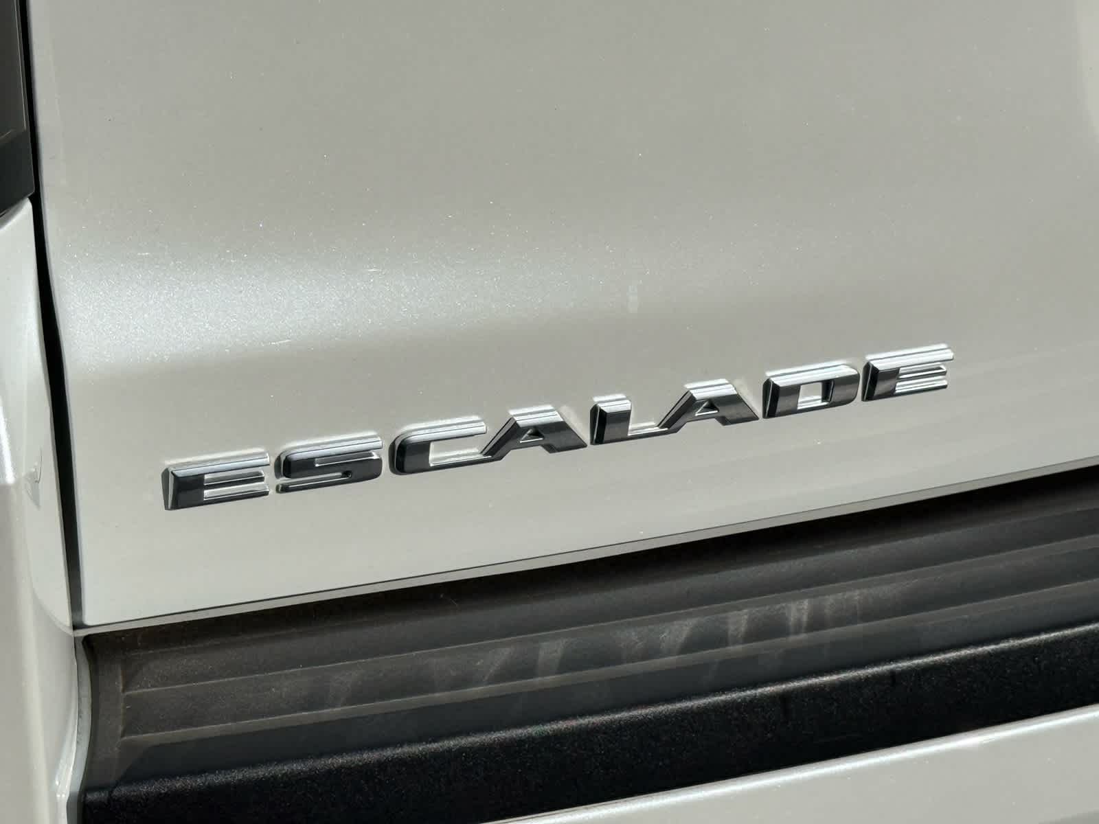 Thumbnail: 2018 Cadillac Escalade - 8