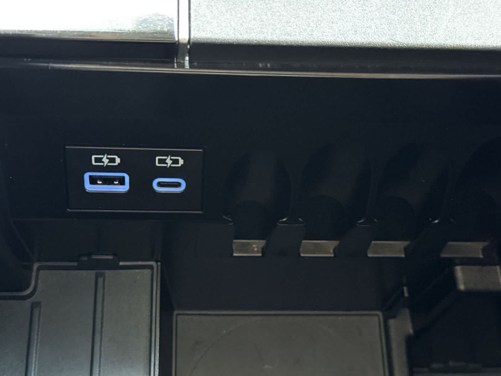 Thumbnail: 2024 Toyota Tundra - 23