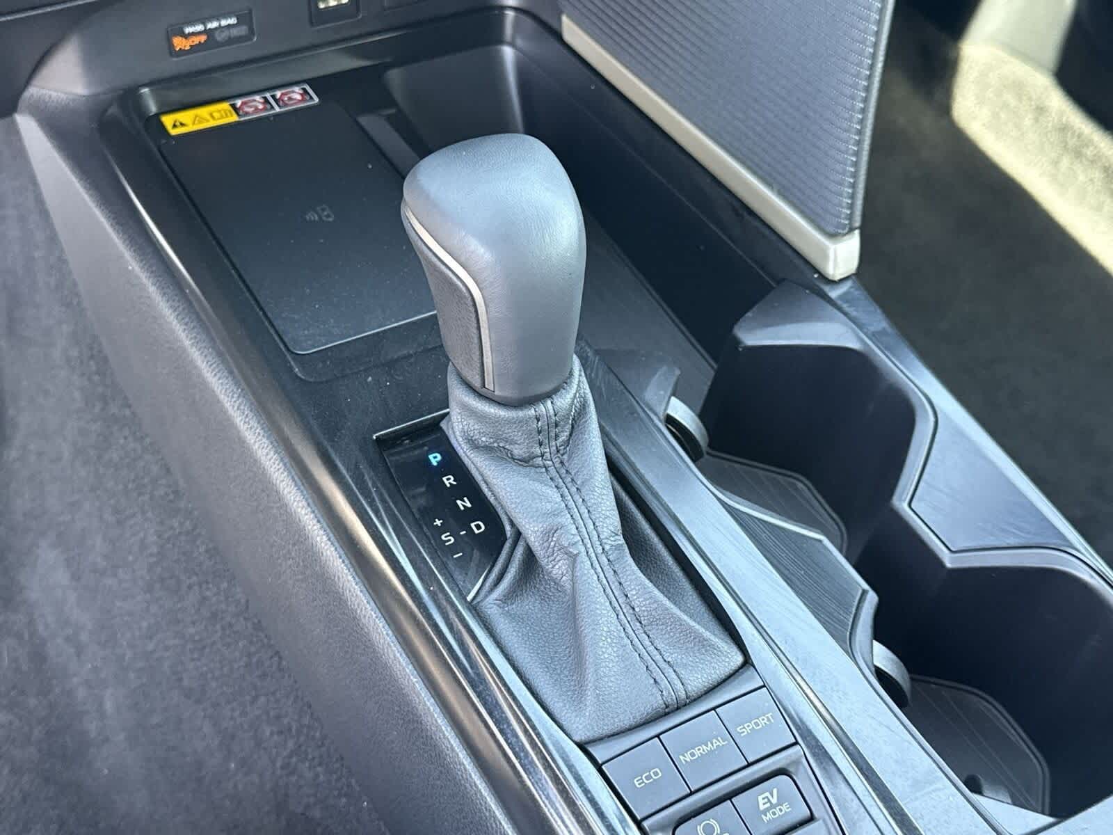 Thumbnail: 2025 Toyota Camry - 23