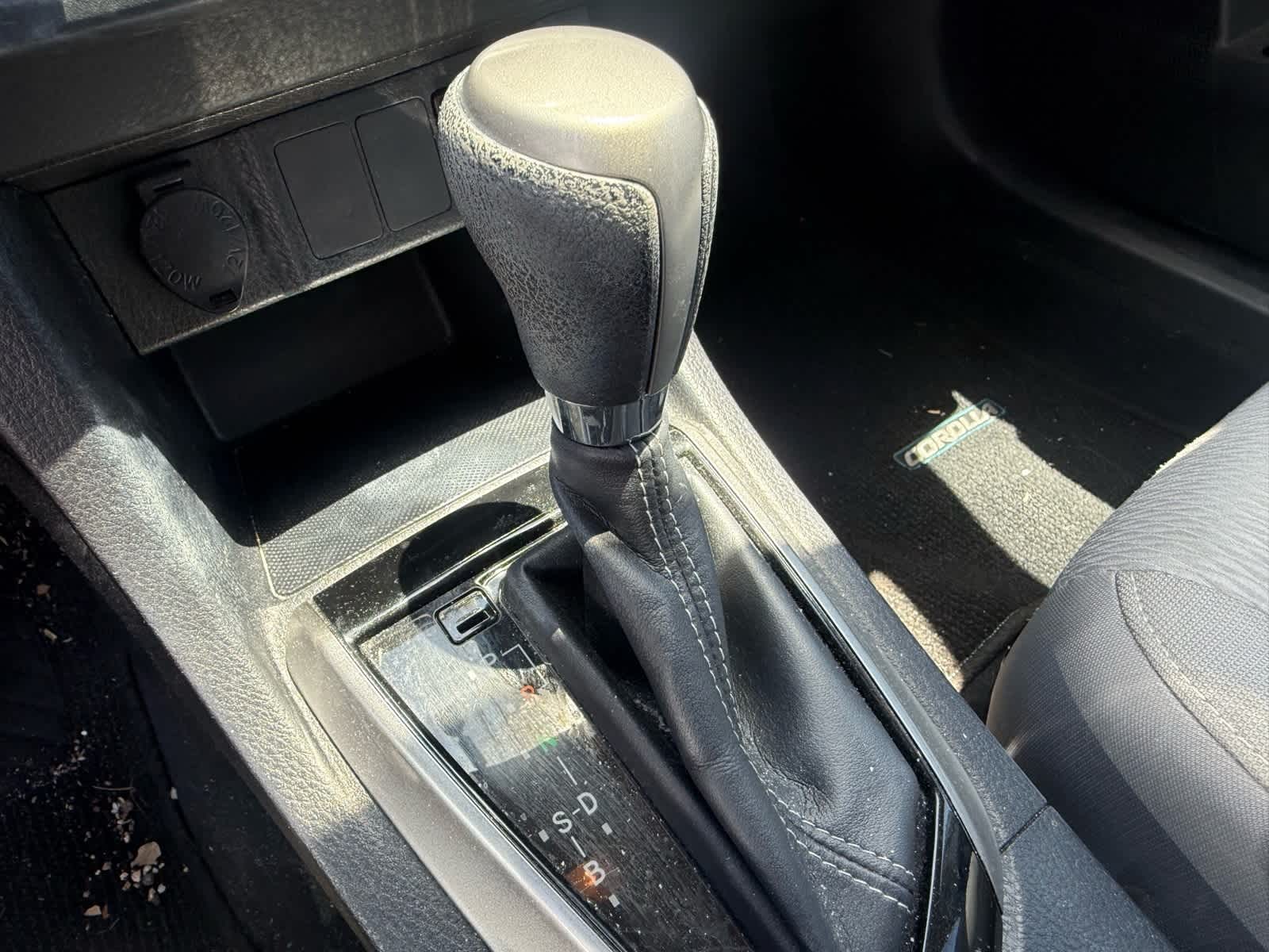 Thumbnail: 2014 Toyota Corolla - 15