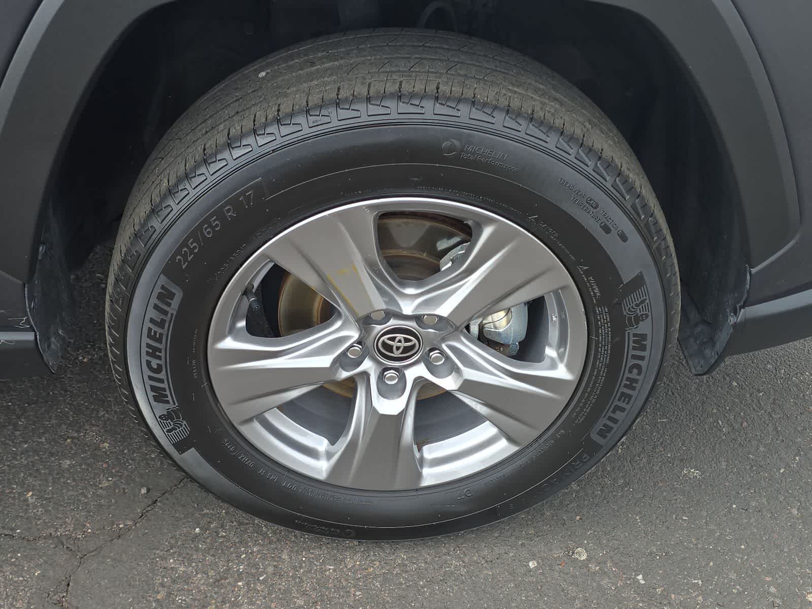 Thumbnail: 2025 Toyota RAV4 - 11