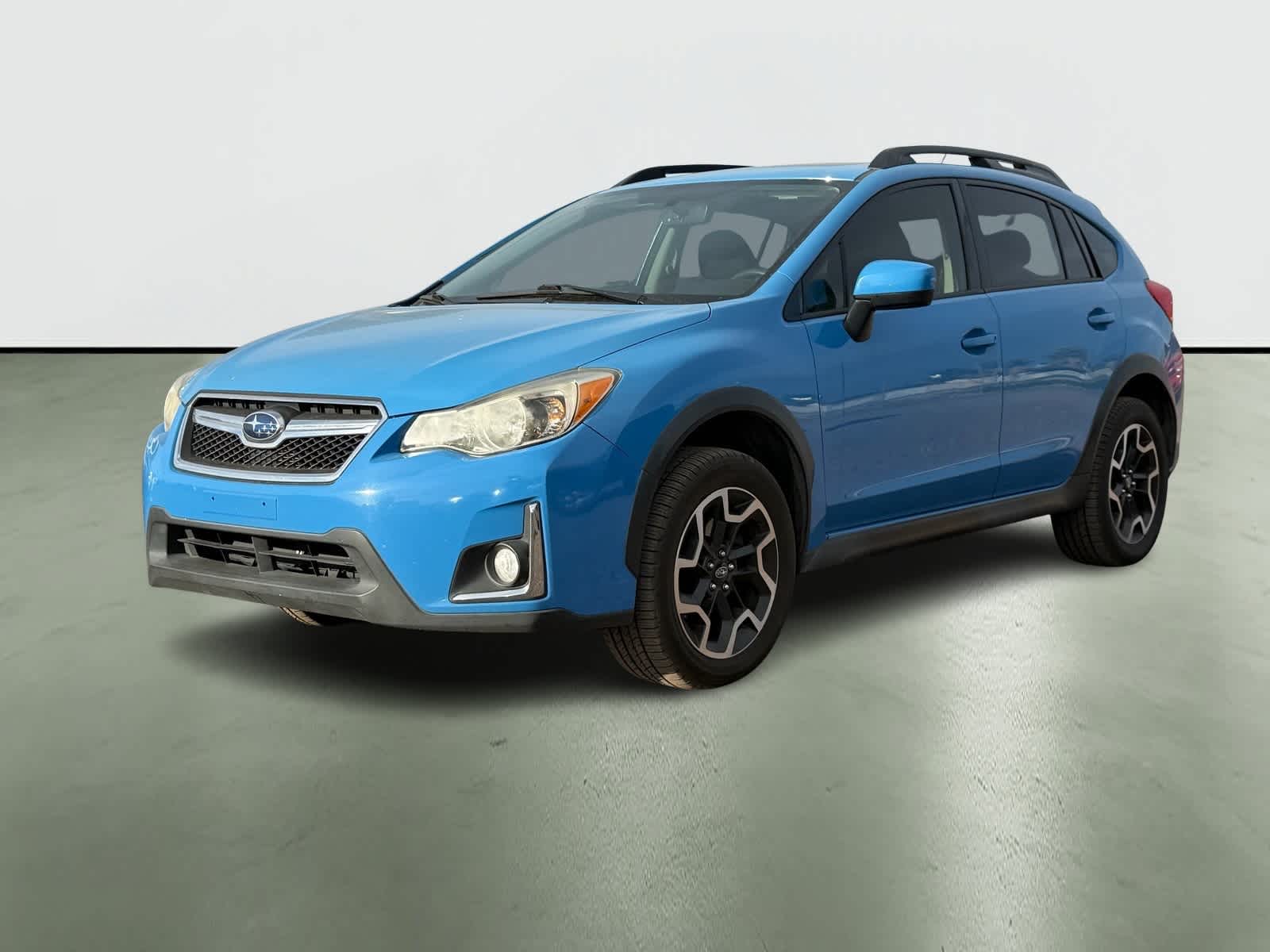 Thumbnail: 2017 Subaru Crosstrek - 2