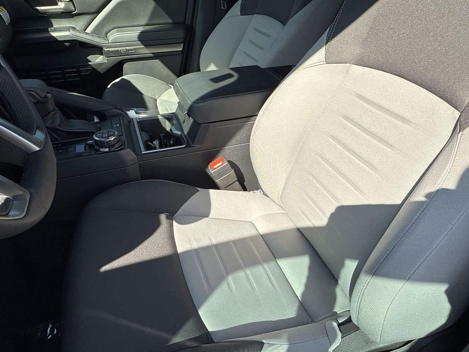 Thumbnail: 2025 Toyota Tacoma - 18