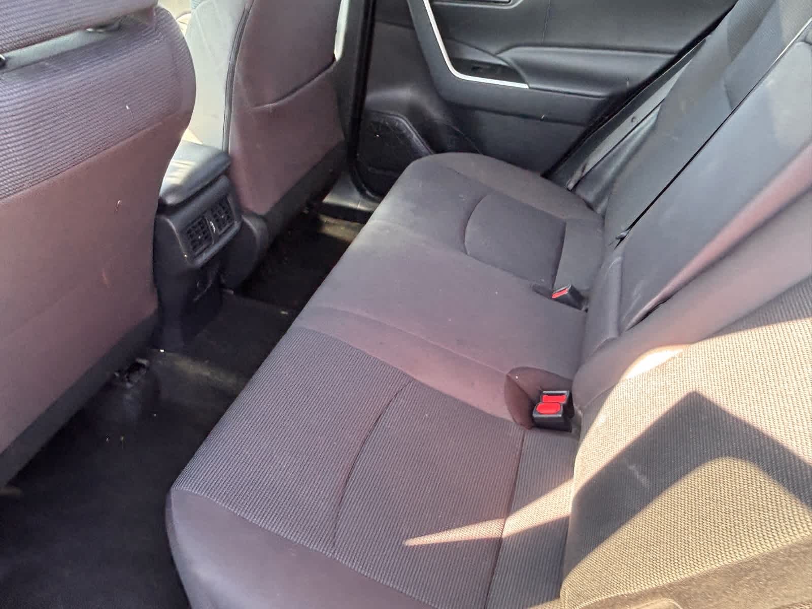 2024 Toyota RAV4 LE 16