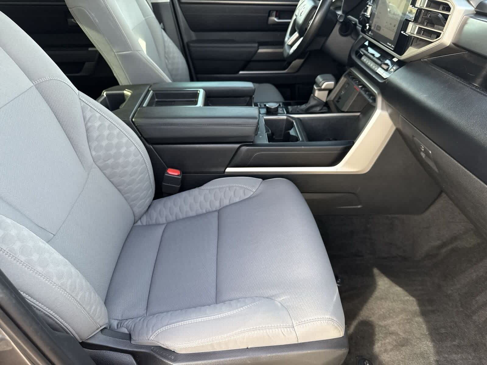 Thumbnail: 2022 Toyota Tundra - 12