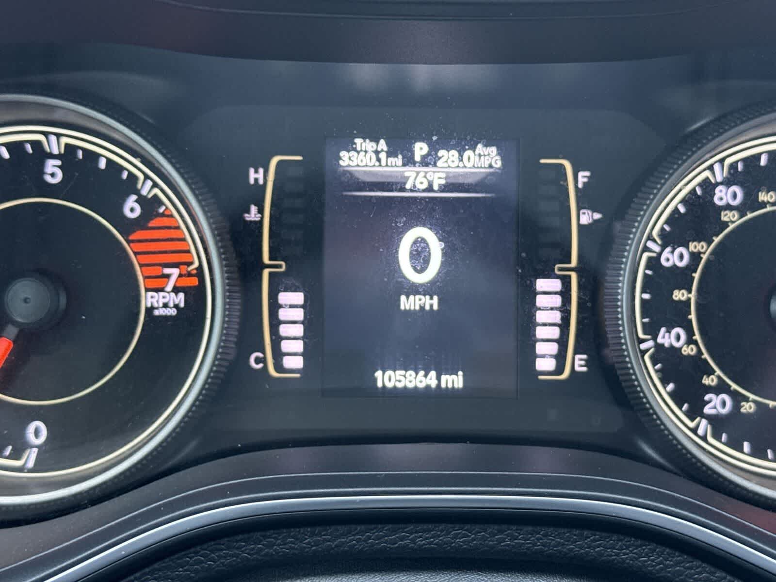 Thumbnail: 2019 Jeep Cherokee - 31