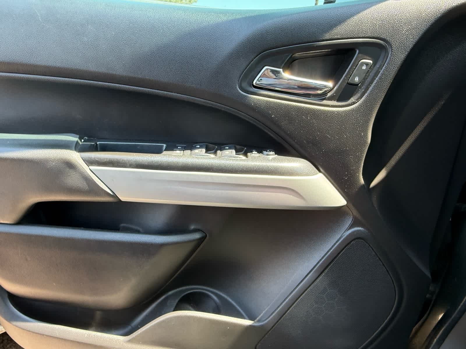 Thumbnail: 2018 Chevrolet Colorado - 11