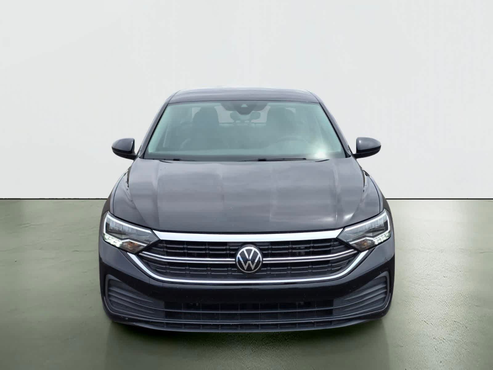 Thumbnail: 2024 Volkswagen Jetta - 9