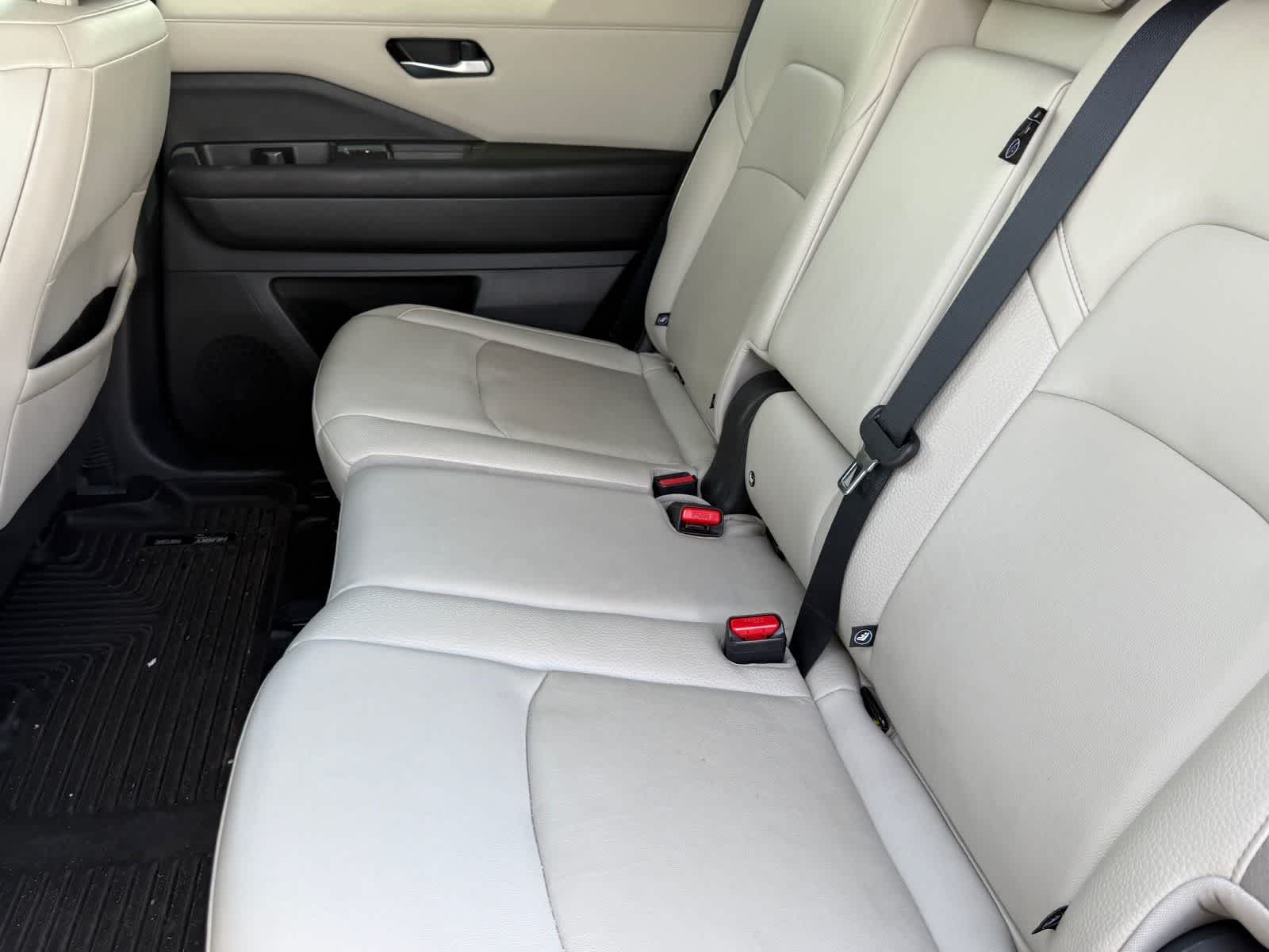 Thumbnail: 2022 Nissan Pathfinder - 13