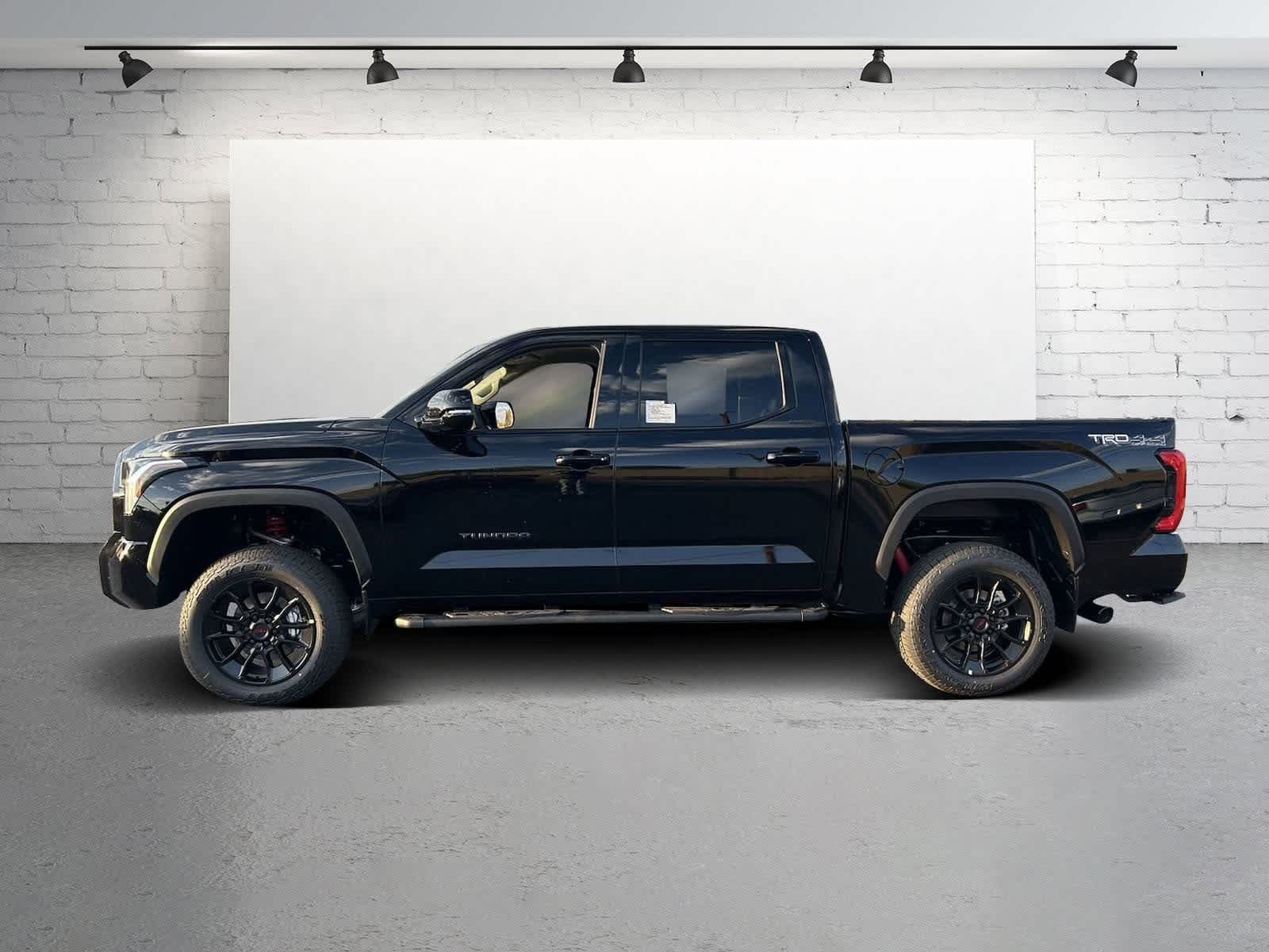 Thumbnail: 2024 Toyota Tundra - 3