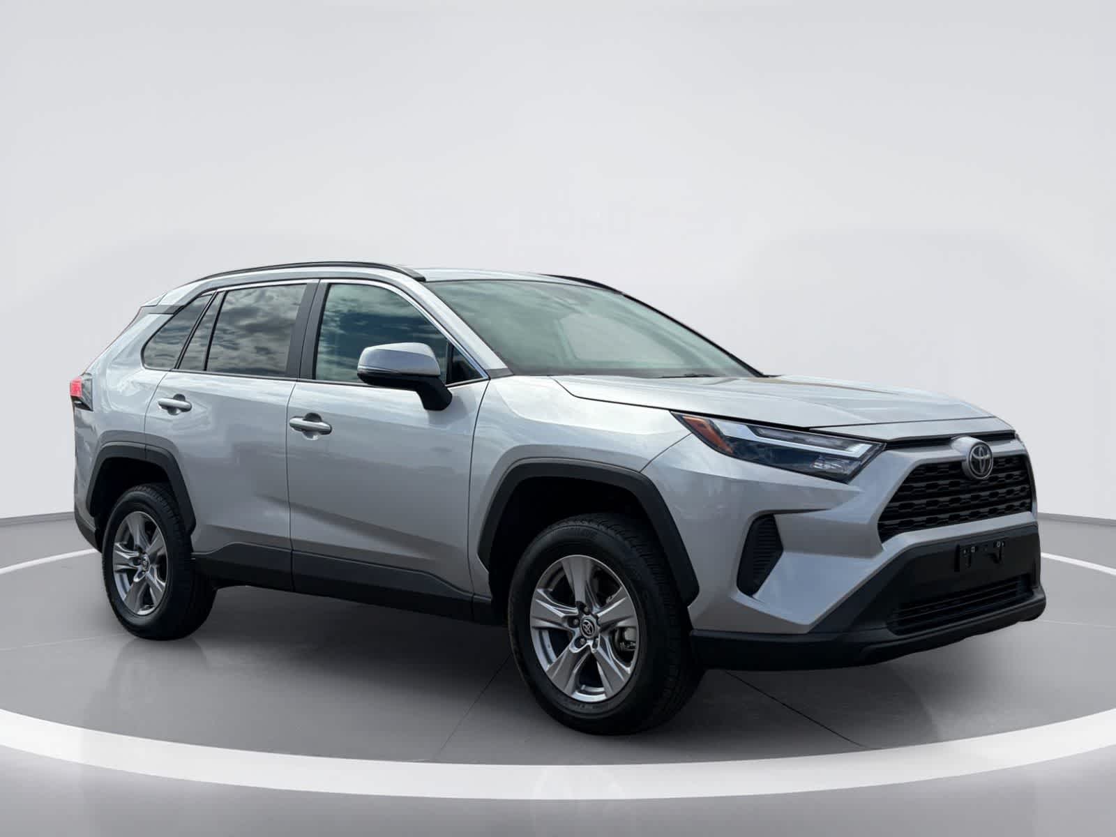 Thumbnail: 2025 Toyota RAV4 - 8