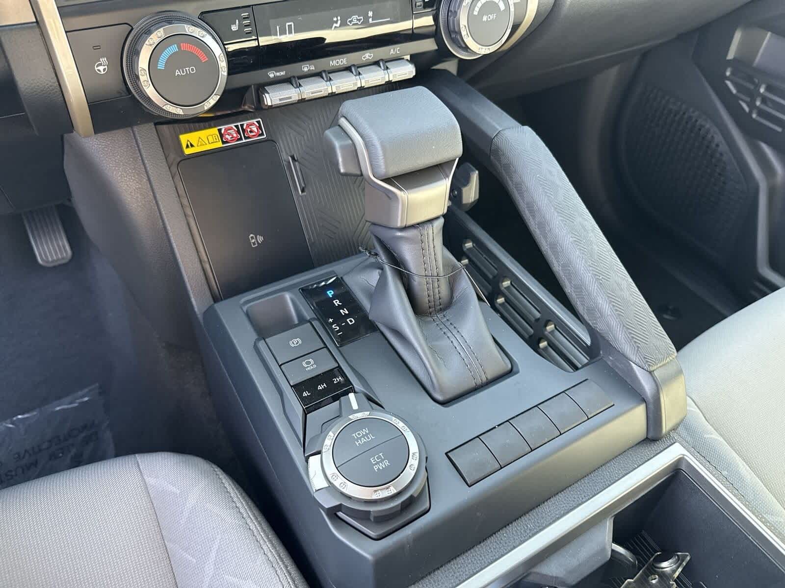 Thumbnail: 2025 Toyota Tacoma - 25