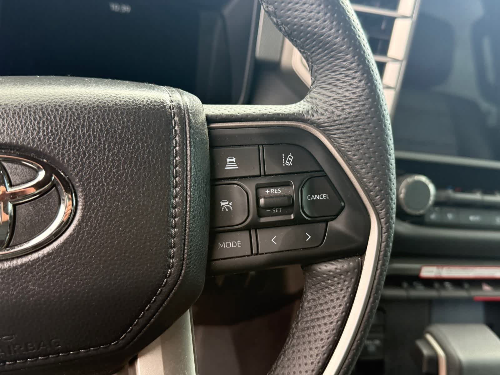 Thumbnail: 2025 Toyota Tundra - 18