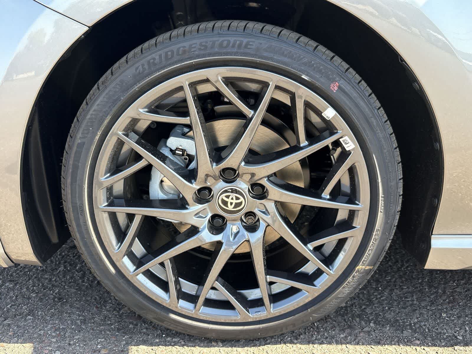 Thumbnail: 2025 Toyota Camry - 10