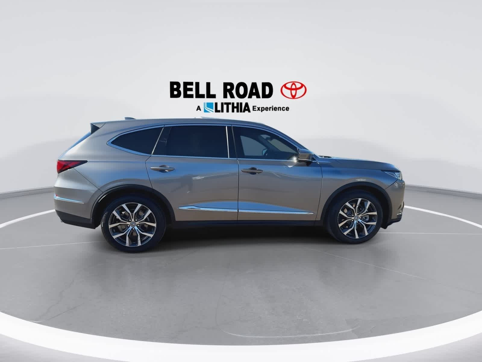 Thumbnail: 2022 Acura MDX - 9