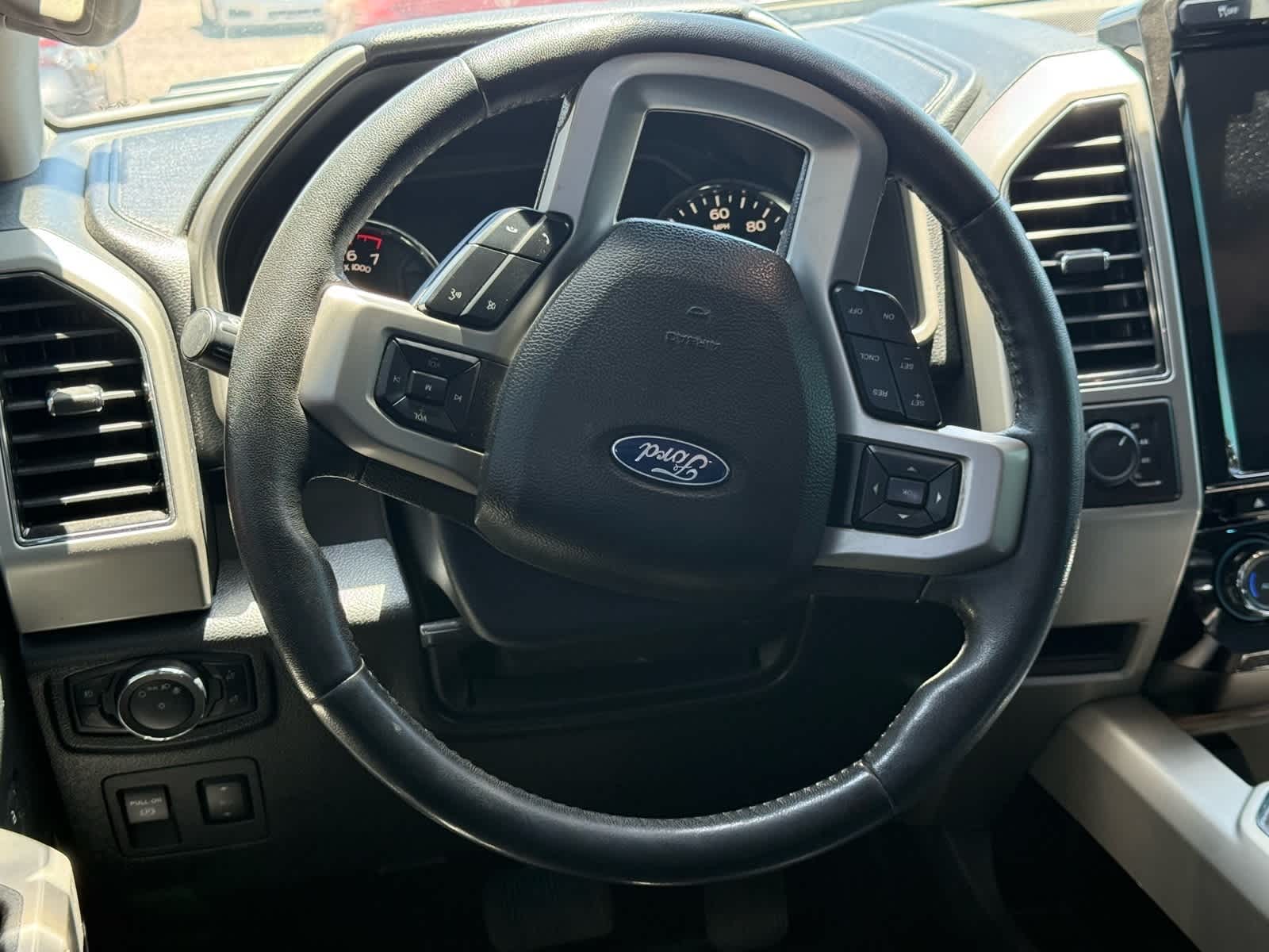 Thumbnail: 2019 Ford F-150 - 11