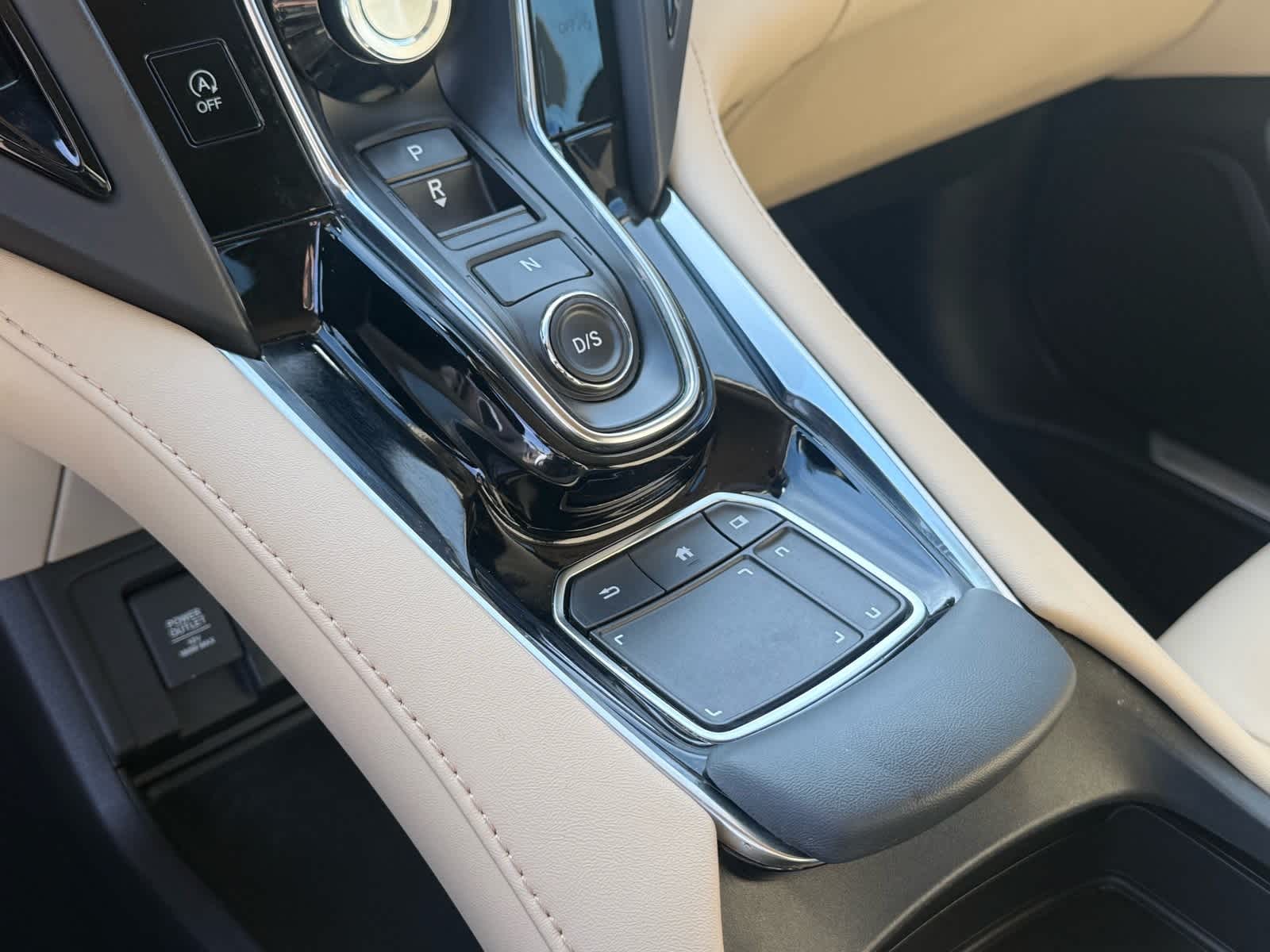 Thumbnail: 2023 Acura RDX - 12