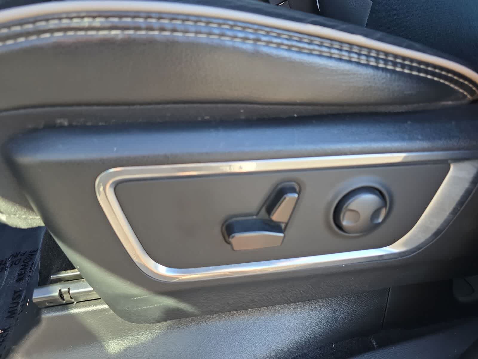 Thumbnail: 2025 RAM 1500 - 18