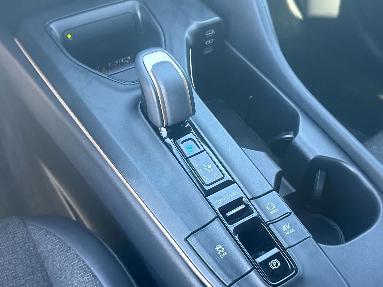 Thumbnail: 2023 Toyota Crown - 24