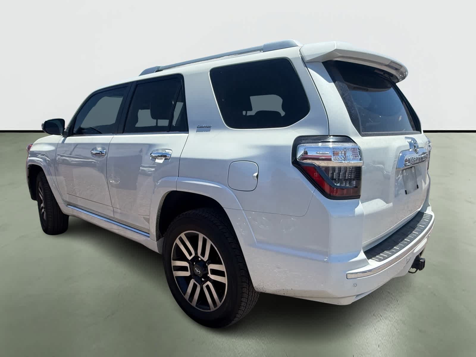 Thumbnail: 2023 Toyota 4Runner - 3