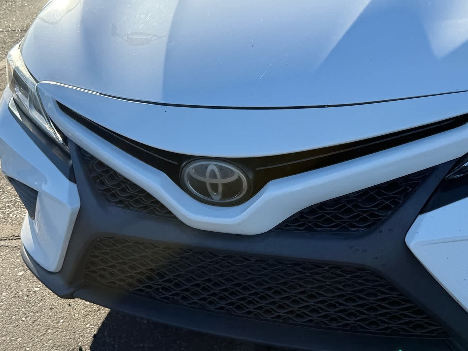Thumbnail: 2018 Toyota Camry - 21