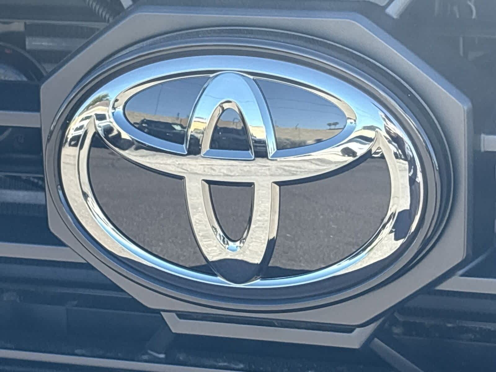 Thumbnail: 2025 Toyota 4Runner - 33