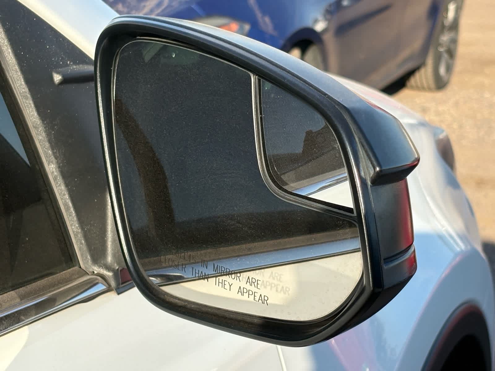 Thumbnail: 2018 Toyota RAV4 - 10