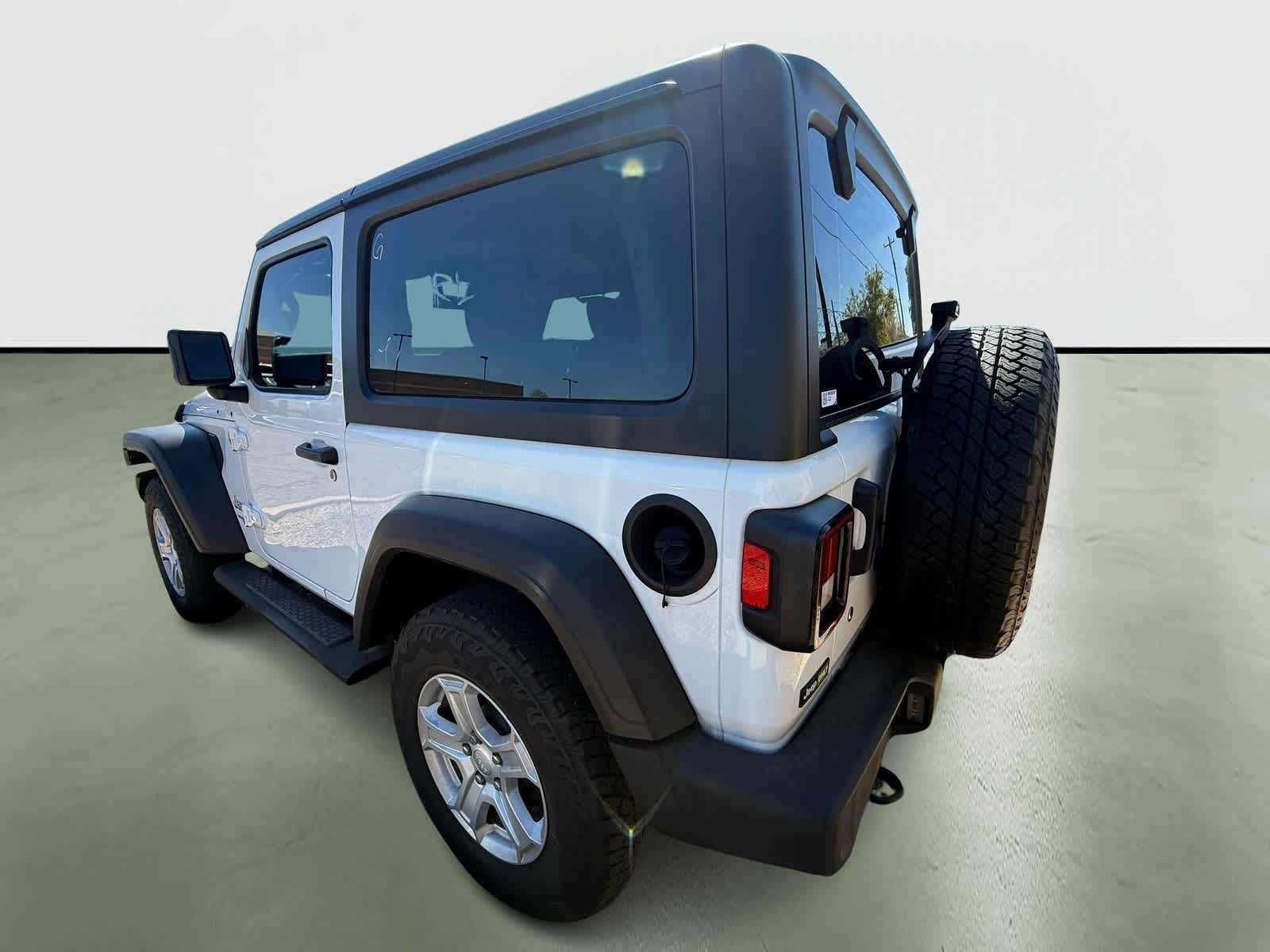 Thumbnail: 2021 Jeep Wrangler - 3