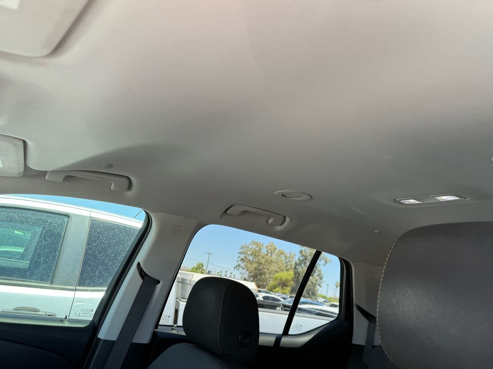 Thumbnail: 2020 Chevrolet Traverse - 16
