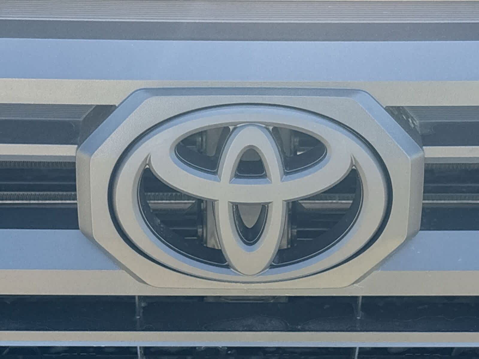 Thumbnail: 2025 Toyota Tacoma - 32