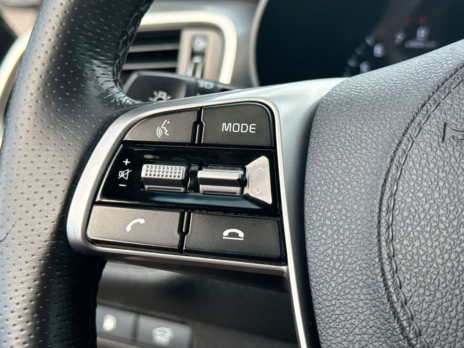 Thumbnail: 2019 Kia Sorento - 27