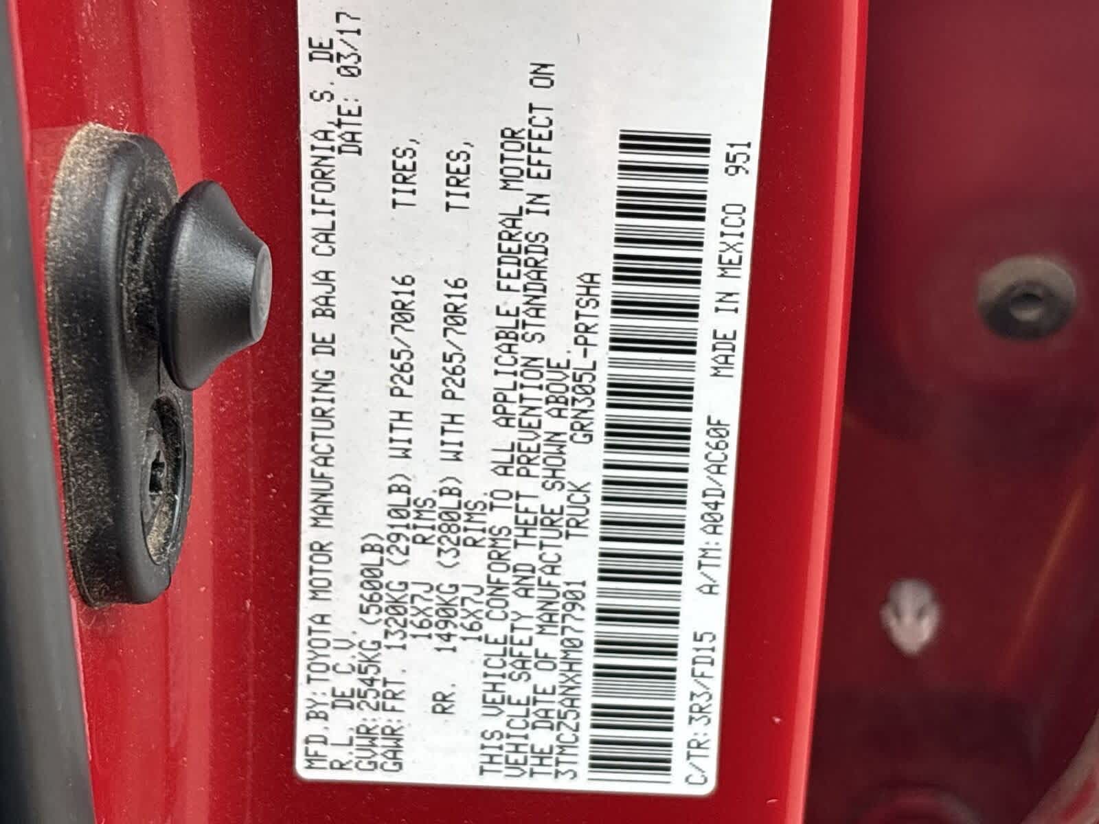 Thumbnail: 2017 Toyota Tacoma - 34