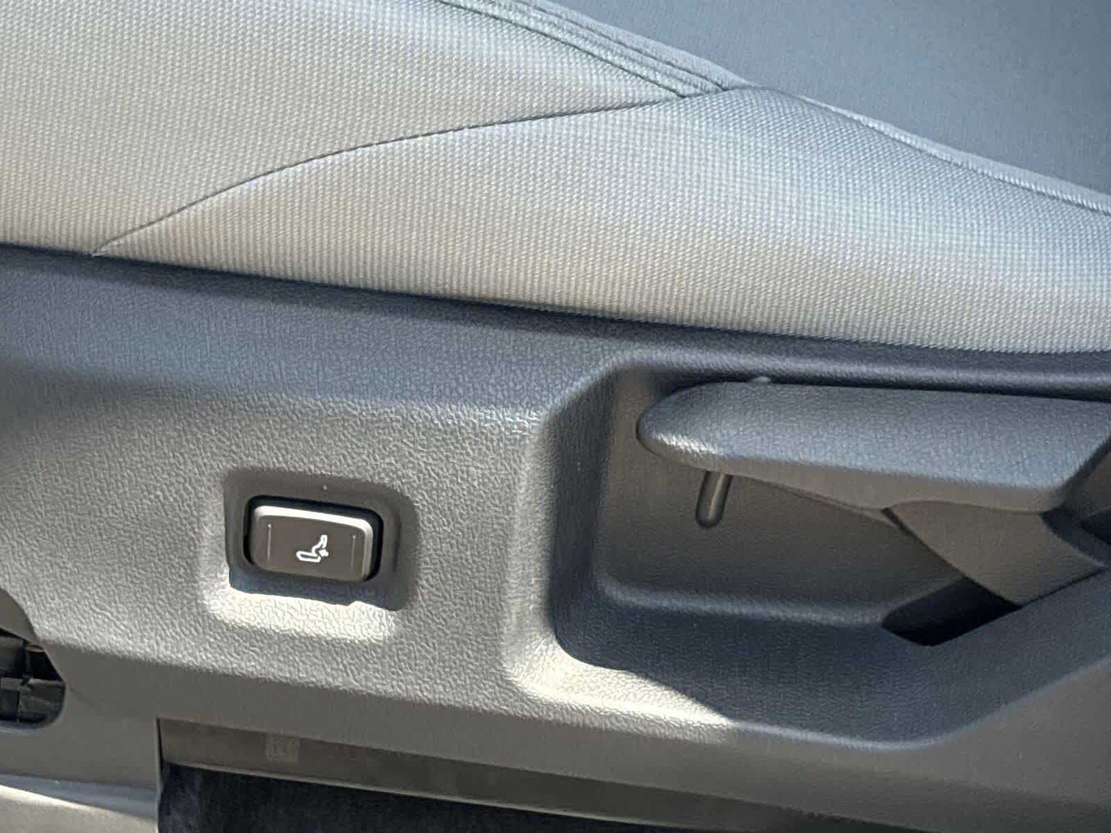 Thumbnail: 2025 Toyota Tacoma - 18