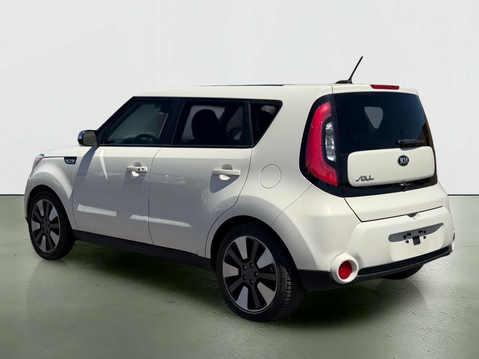 Thumbnail: 2016 Kia Soul - 3