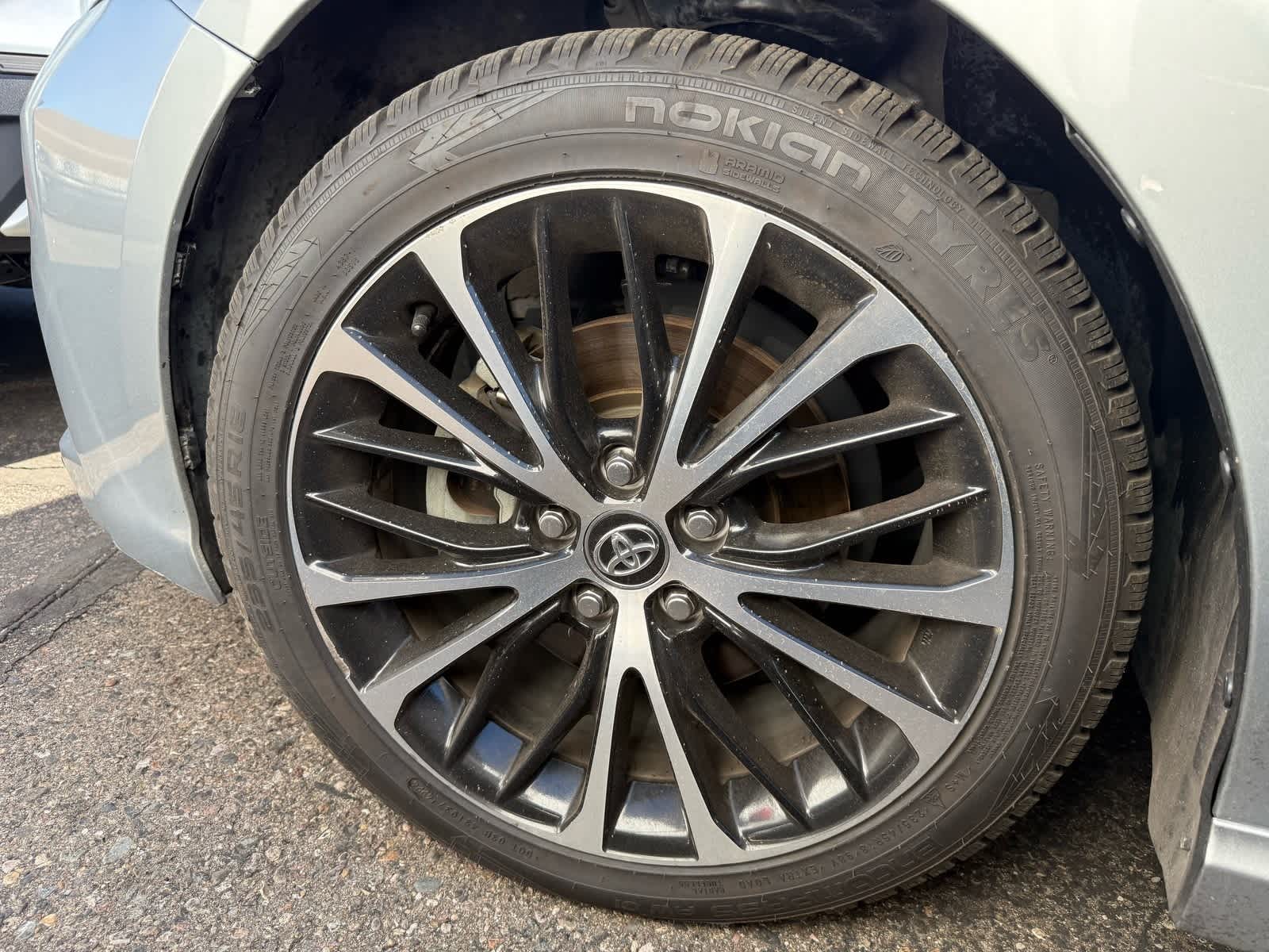 Thumbnail: 2020 Toyota Camry - 6