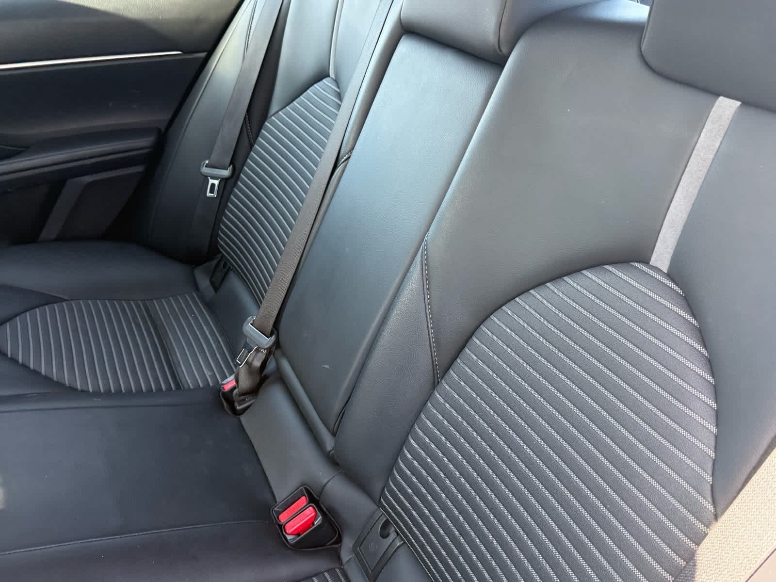 2023 Toyota Camry SE 10